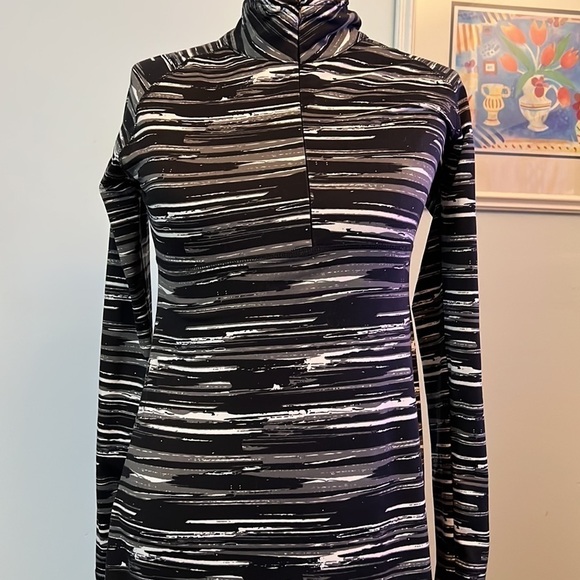 Soybu Athletic Quarter Zip Black and White Dress size Small - Picture 3 of 7